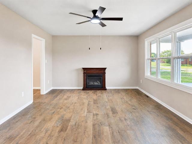 House for sale in Oakland, Kentucky