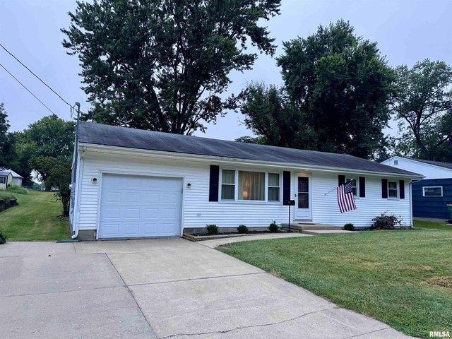 House for sale in Macomb, Illinois