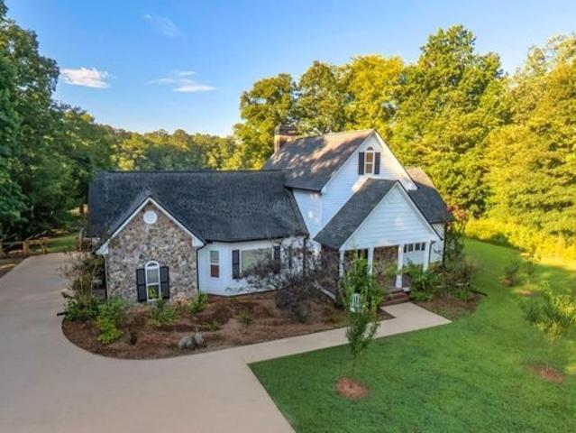 House for sale in Temple, Georgia