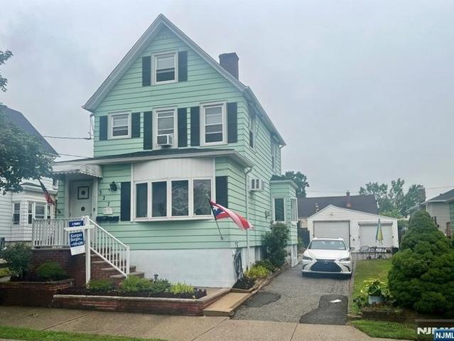 House for sale in Carlstadt, New Jersey