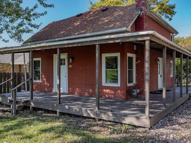 House for sale in Churubusco, Whitley County