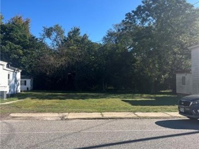 Land for sale in Blandford, Petersburg