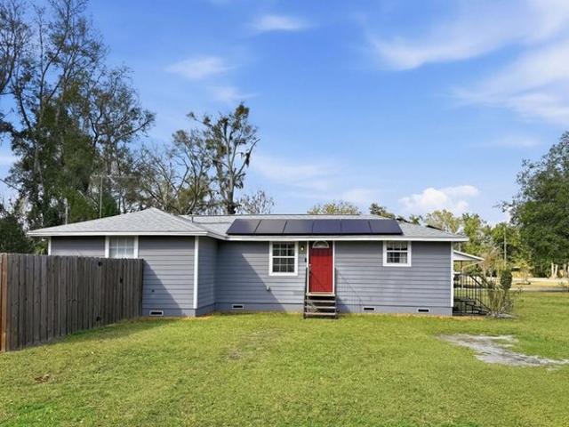 House for sale in Trenton, Florida