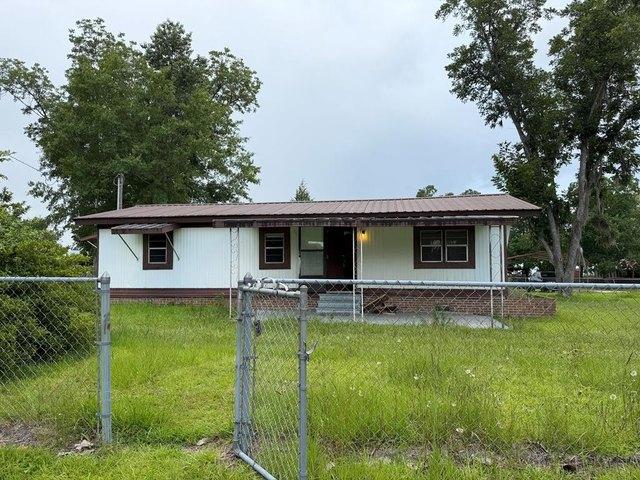 House for sale in Ray City, Georgia