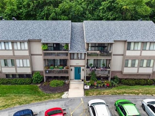 Condo for sale in Bridgeville, Pennsylvania