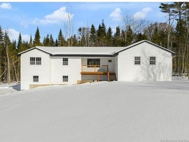 House for sale in Hampton, New Brunswick