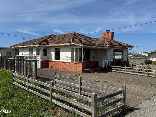 House for sale in Fort Bragg, California