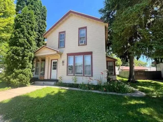 House for sale in De Pere
