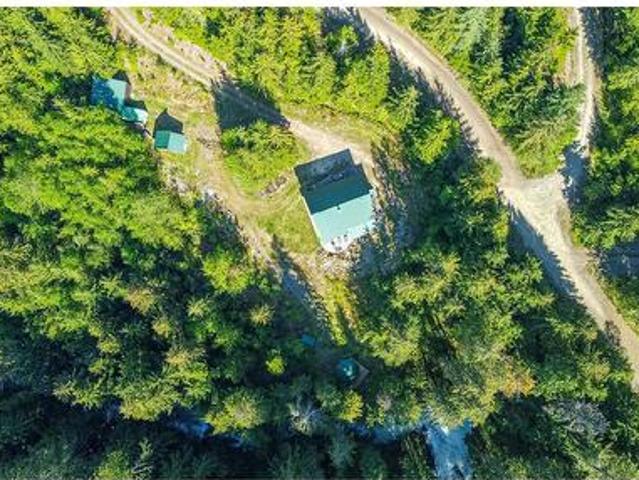 House for sale in Trout Lake, British Columbia