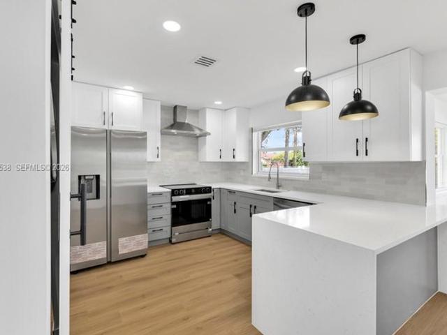 House for sale in Dania, Florida