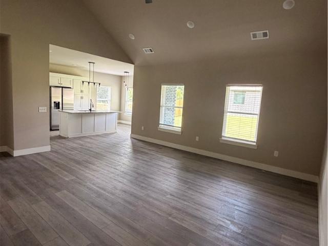 Property for rent in Ark