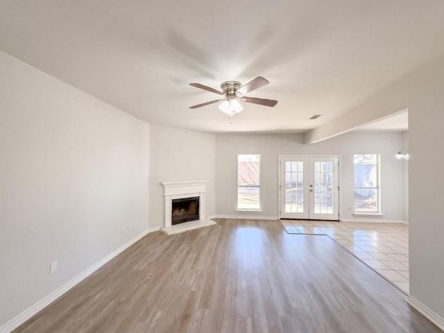 House for sale in Lake Dallas, Denton County