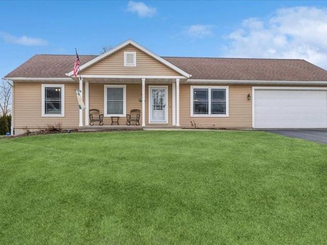 House for sale in Twin Lakes, Wisconsin