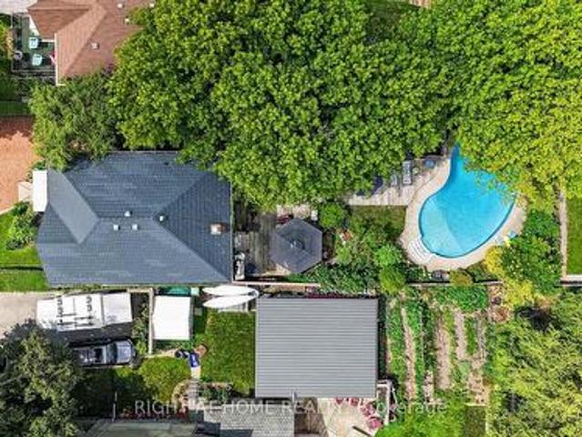 House for sale in St. Thomas, Ontario
