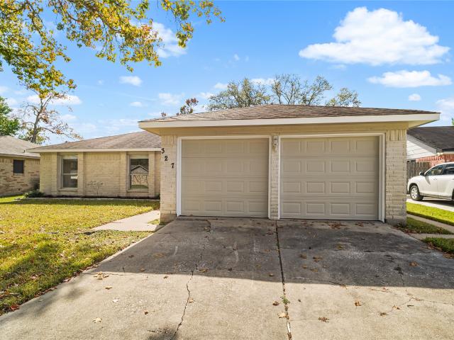 House for sale in League City, Texas
