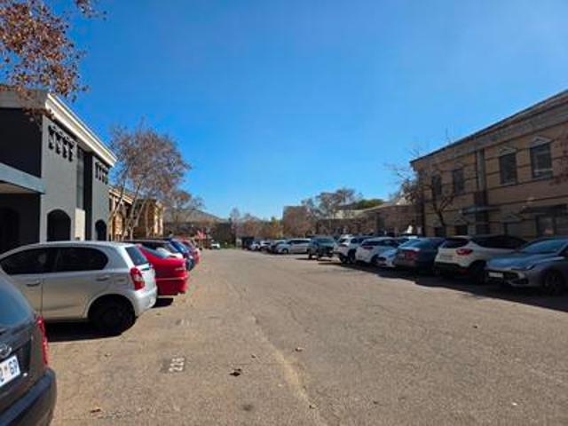Commercial for rent in Waterkloof, Gauteng