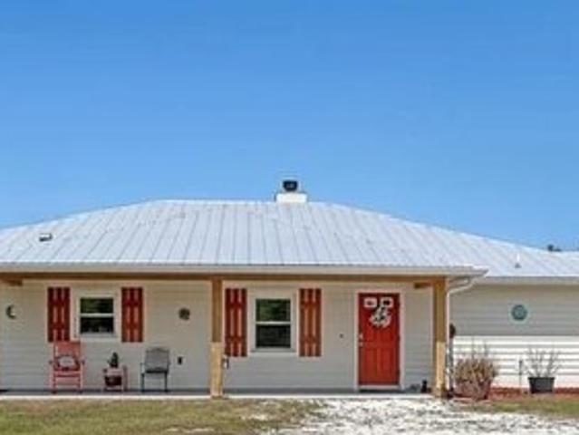 House for sale in Okeechobee, Florida