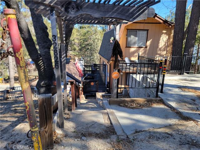 House for sale in Running Springs