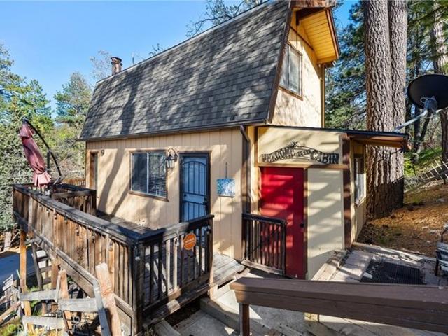 House for sale in Green Valley Lake, California