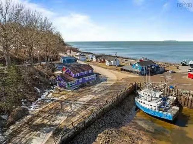 House for sale in Harbourville, Nova Scotia