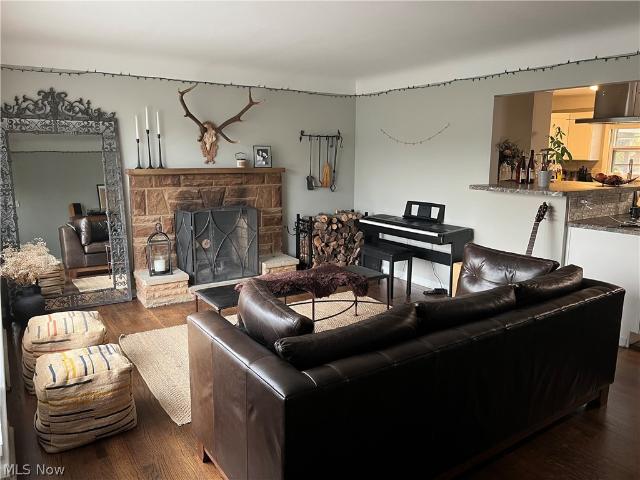 House for sale in Hinckley, Ohio