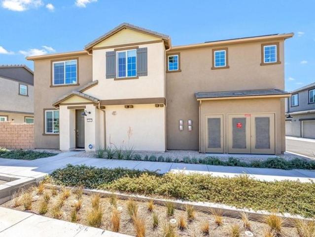 Townhouse for sale in Winchester, California