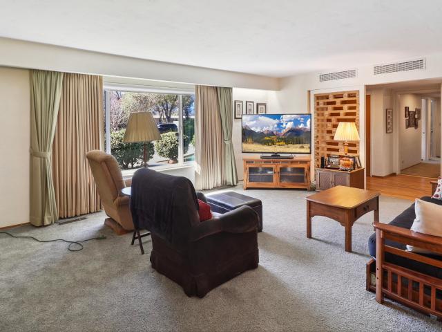 House for sale in Shasta, California