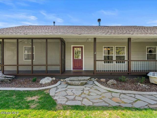 House for sale in Spirit Lake