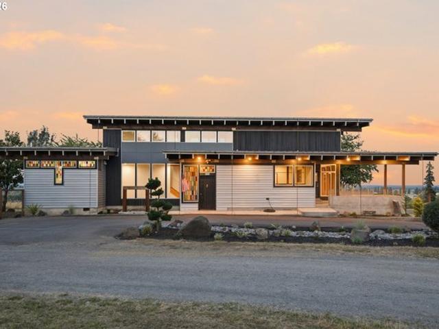 House for sale in Oregonia