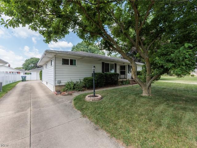House for sale in Summit, Ohio