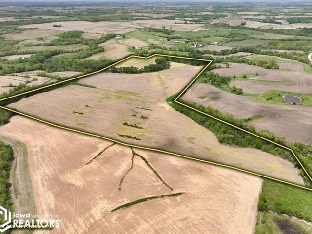 Farm for sale in Bussey, Iowa