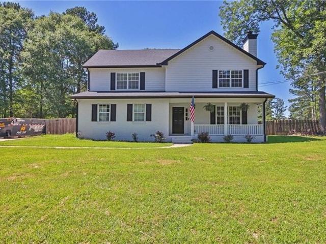House for sale in Lilburn, Georgia