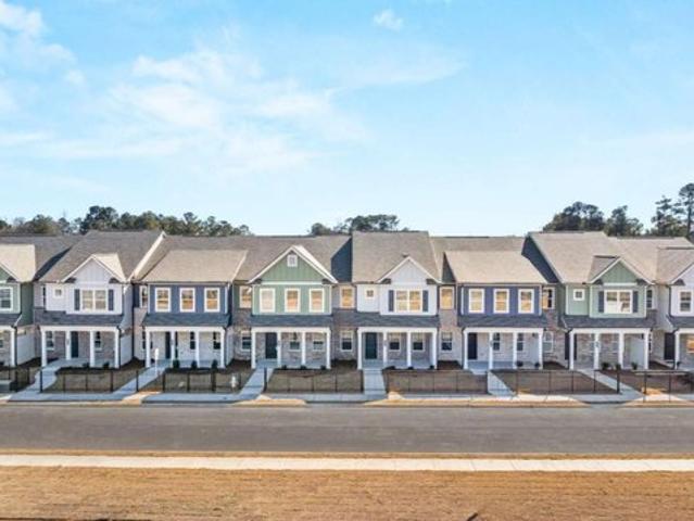 Townhouse for sale in Loganville, Georgia