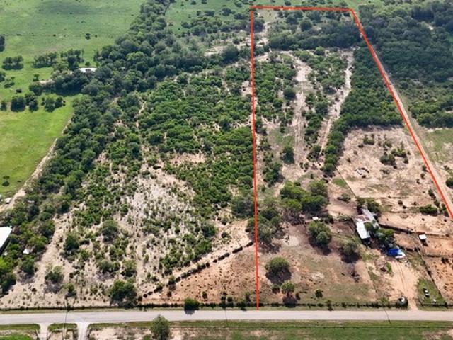 Land for sale in Saint Hedwig, Texas