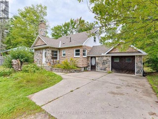 House for sale in Renfrew, Ontario