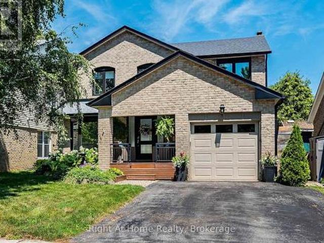 House for sale in Oakville, Ontario