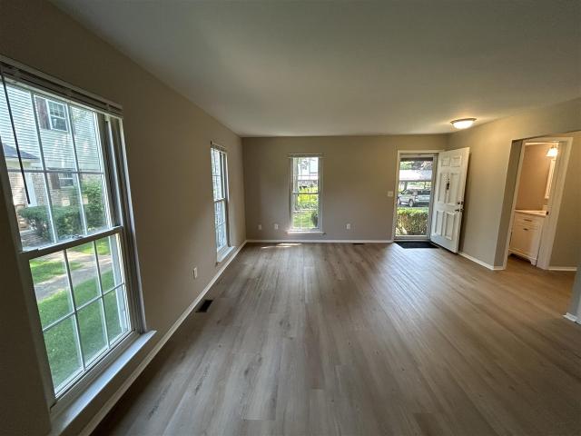 Condo for sale in Alpine Condominiums, Ann Arbor