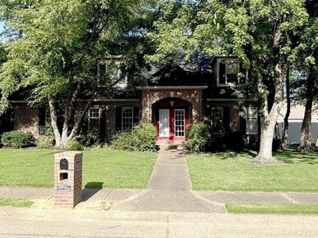 House for sale in Newburgh, Indiana