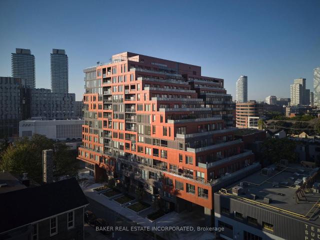 Condo for sale in Toronto, Golden Horseshoe