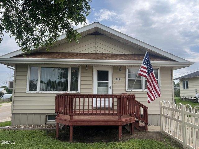 House for sale in Watford City, North Dakota