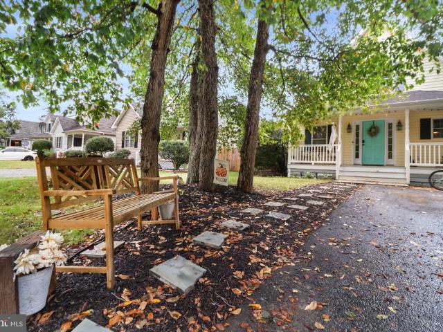 House for sale in Classic Shore, Colonial Beach