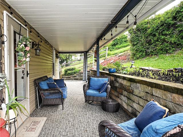 House for sale in Hunker, Pennsylvania