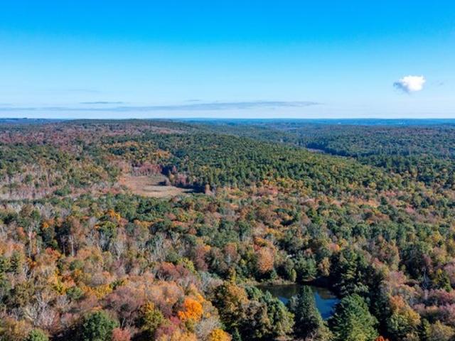 Land for sale in Pomfret, Connecticut