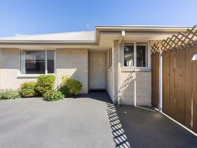 House for sale in Canterbury