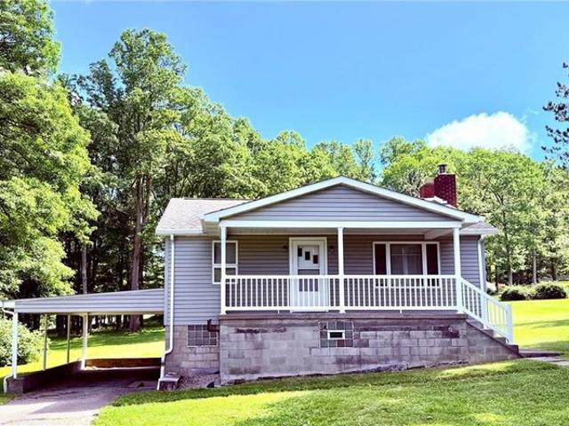 House for sale in Acme, Pennsylvania