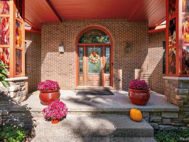 House for sale in Oxford, Oakland County
