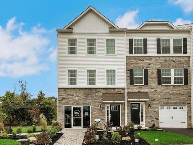 Townhouse for sale in Bucks, Pennsylvania