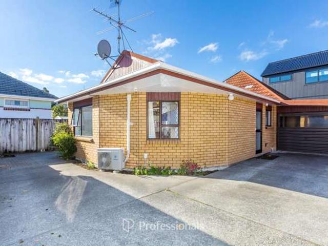 Townhouse for sale in Pauatahanui, Wellington