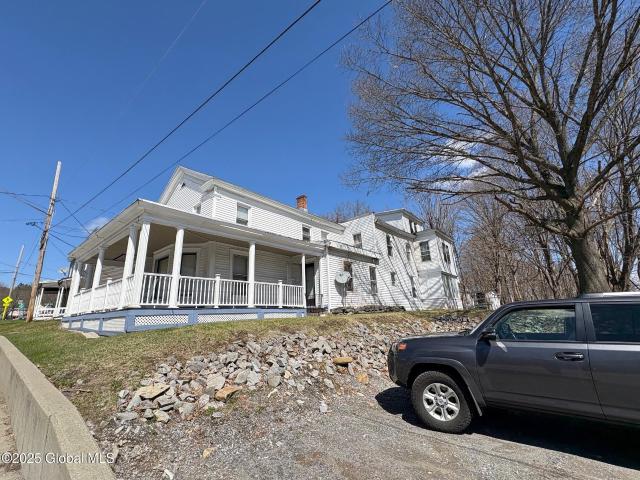 House for sale in Saratoga, New York