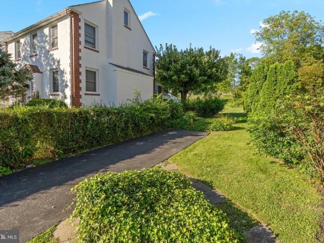 Townhouse for sale in West Wayne, Radnor Township